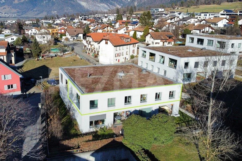 5½ Zimmerwohnung mit 2 Tiefgaragenplätzen und Disponibelraum – foto 11 di 11