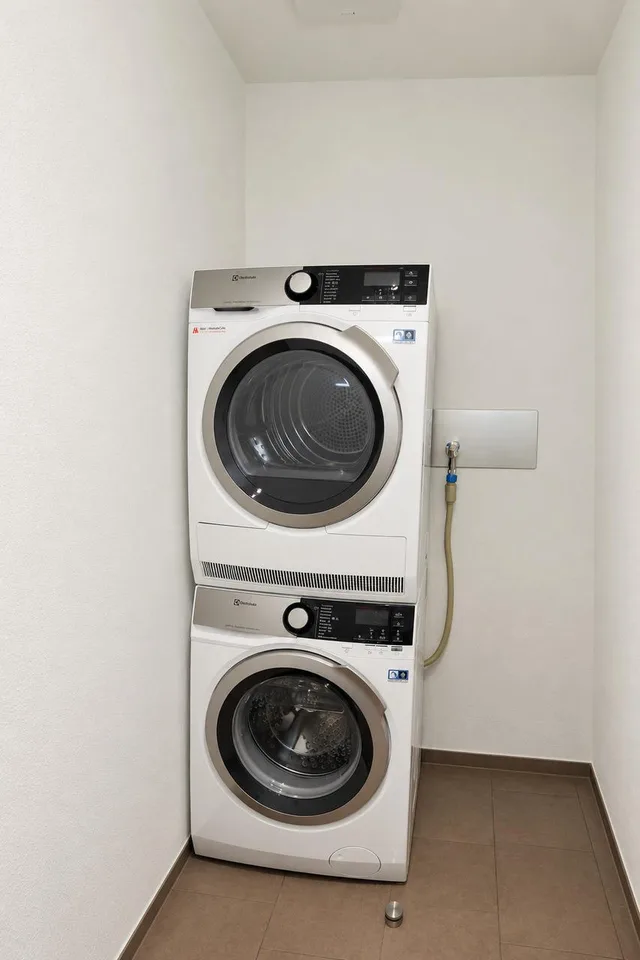 Vie moderne - appartement de 3,5 pièces adapté aux personnes âgées avec beaucoup de confort – photo 11 sur 12