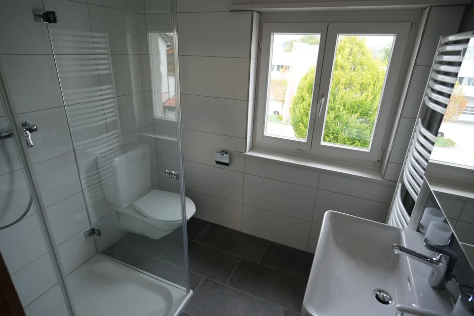 renovierte, grosszügige 5½ Zimmer-Wohnung in ländlicher Umgebung... – foto 15 di 22