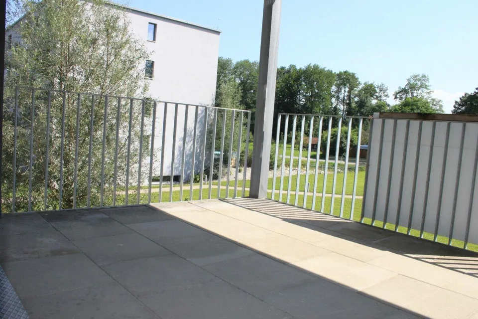 Grosszügige, helle 4.5-Zimmerwohnung – Foto 4 von 9