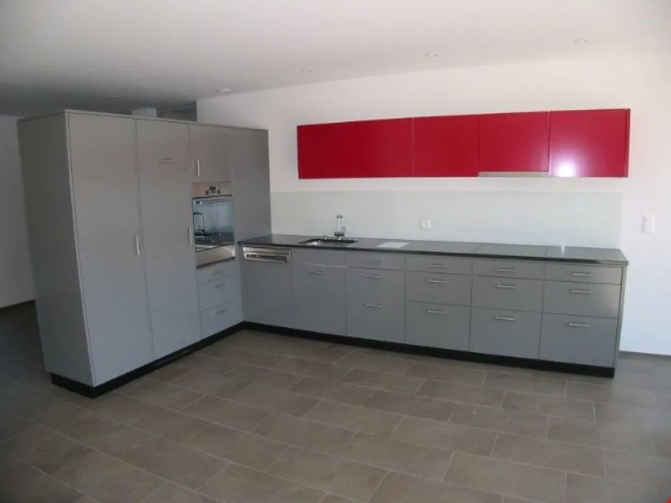 Grosszügige, helle 4.5-Zimmerwohnung – Foto 2 von 9