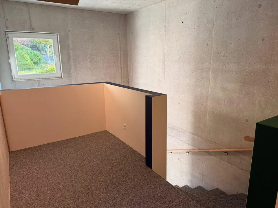 Erstbezug: sonnige 3.5 Zimmer-Wohnung mit Aussicht an ruhiger Lage – foto 12 di 14