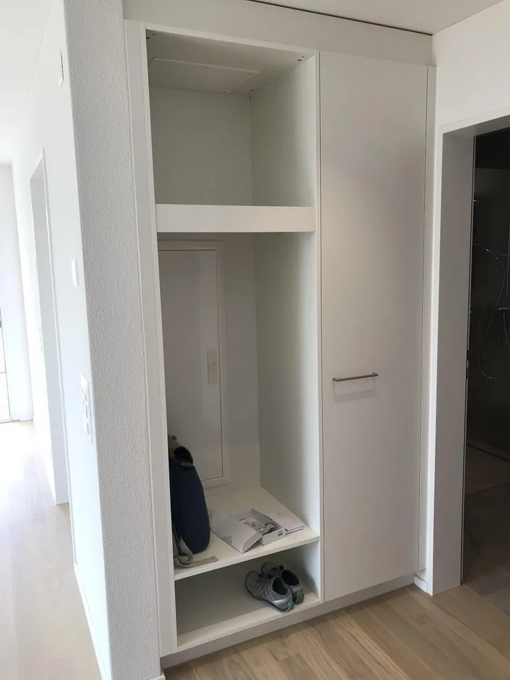 Wohnen mit Weitsicht – moderne 2.5-Zimmerwohnung an ruhiger Lage – photo 4 of 13