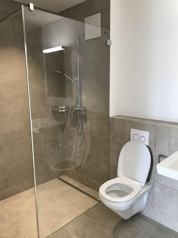Wohnen mit Weitsicht – moderne 2.5-Zimmerwohnung an ruhiger Lage – photo 7 of 13