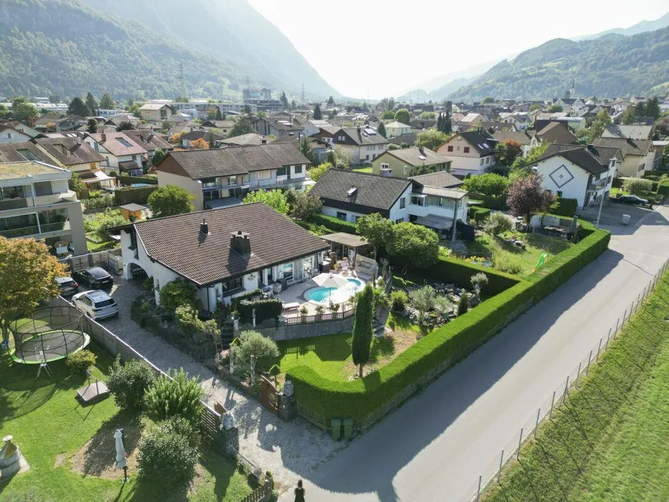 Wohnen mit privatem Pool und traumhaftem Garten - besonderes Einfamilienhaus mit Charme – Foto 23 von 24