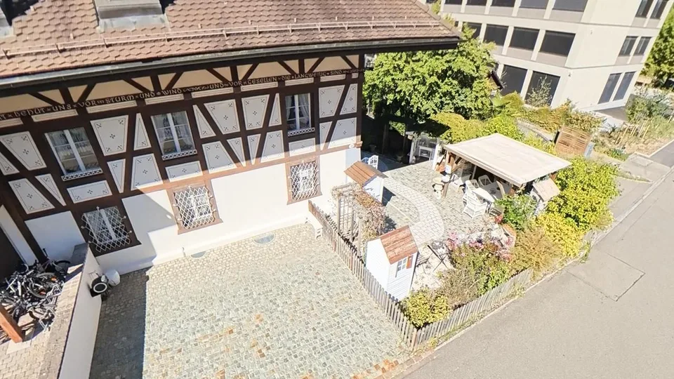 Wunderschöne 6,5 Zimmer Garten-Maisonette-Wohnung – Foto 3 von 16