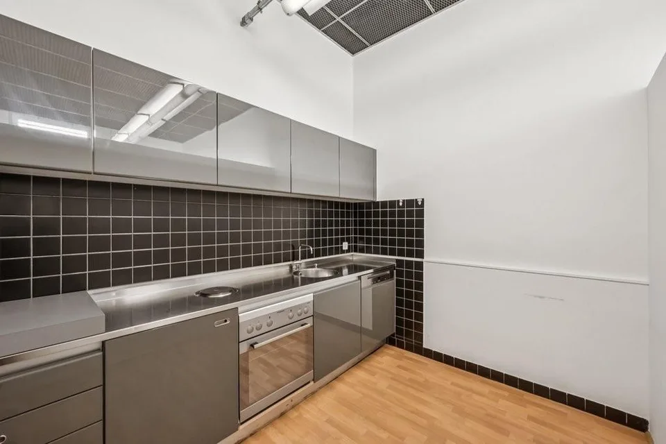 88m2 Büro – Foto 8 von 9