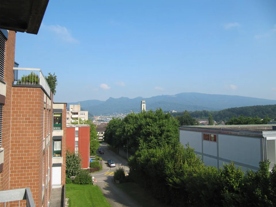 1.5 Zimmer Wohnung mit grossem Balkon – Foto 7 von 8