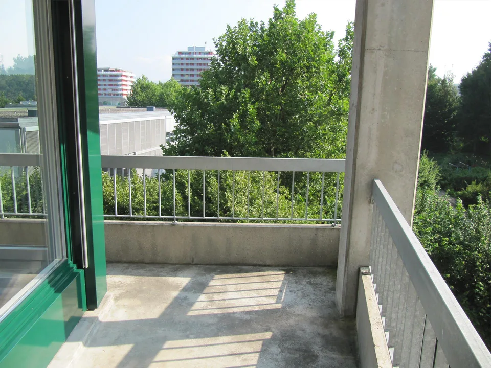 1.5 Zimmer Wohnung mit grossem Balkon – Foto 6 von 8