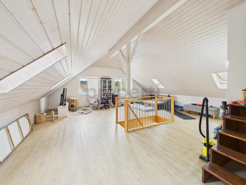 En Duplex, Belle Luminosité, Balcon Privé Ensoleillé, Chauffage au ... – Foto 8 von 24