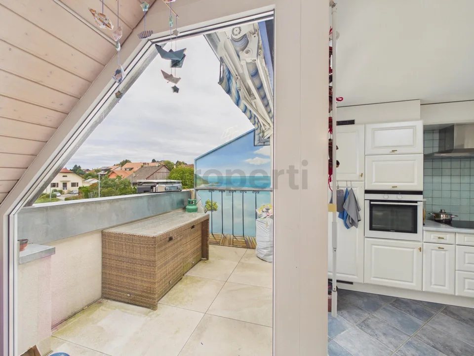 En Duplex, Belle Luminosité, Balcon Privé Ensoleillé, Chauffage au ... – Foto 5 von 24