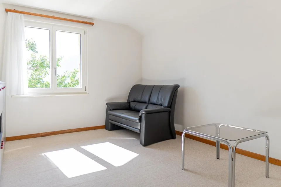 Gepflegtes Einfamilienhaus mit Einliegerwohnung und viel Potenzial – Foto 13 von 25