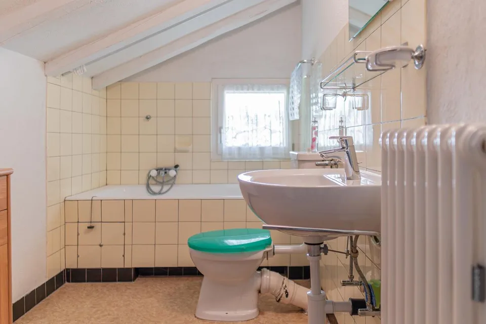 Gepflegtes Einfamilienhaus mit Einliegerwohnung und viel Potenzial – Foto 18 von 25