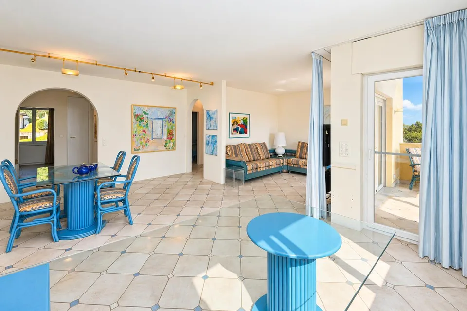 Votre refuge au-dessus de Locarno : vue dégagée, grand balcon, piscine intérieure – photo 6 sur 19