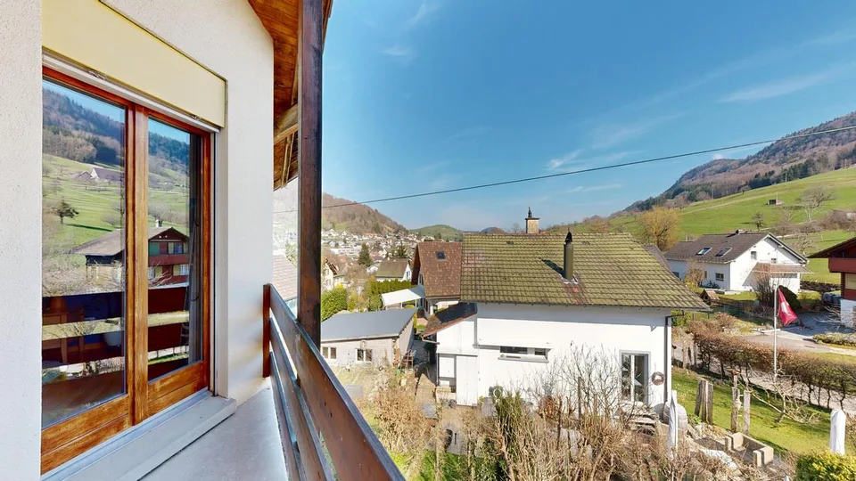 Charmantes, freistehendes 7.5-Zimmer-Einfamilienhaus mit Carport – foto 17 di 23