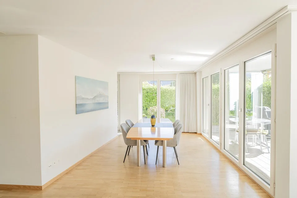 Grosszügige 3.5-Zimmer-Gartenwohnung in Luzern – Foto 4 von 6