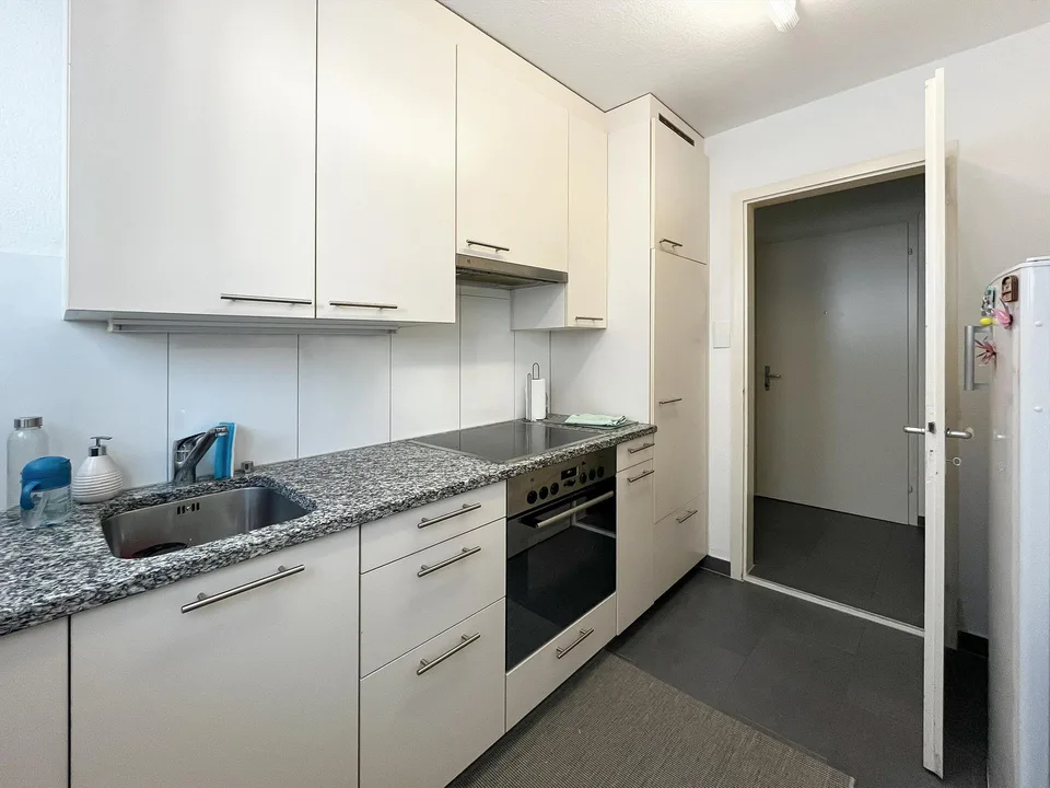 Renovierte 3-Zimmer-Eigentumswohnung mit Balkon – photo 4 of 10