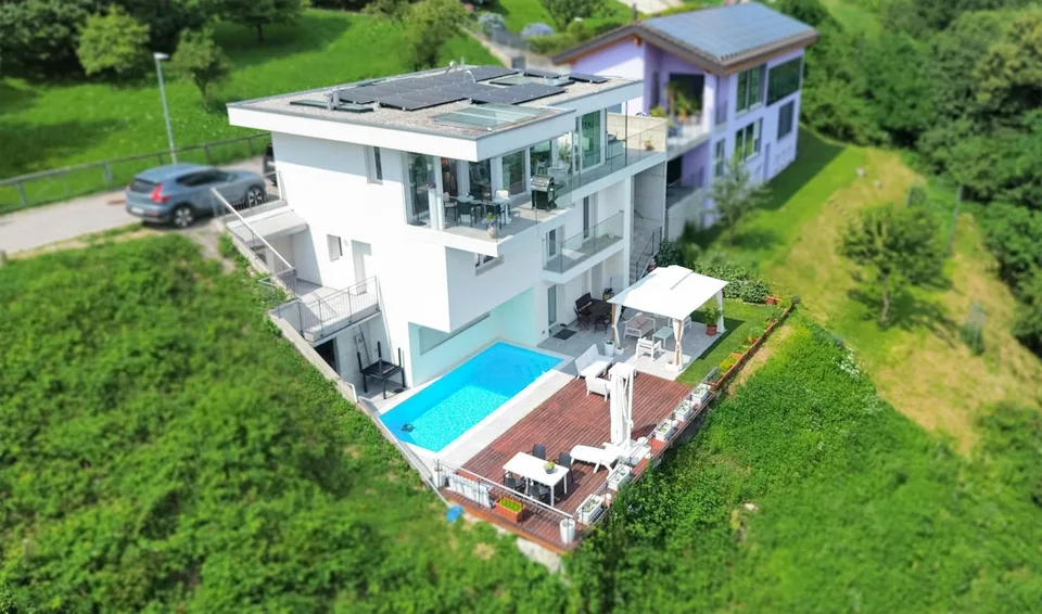 Prestigiosa villa vista lago con piscina a Cademario – foto 9 di 12
