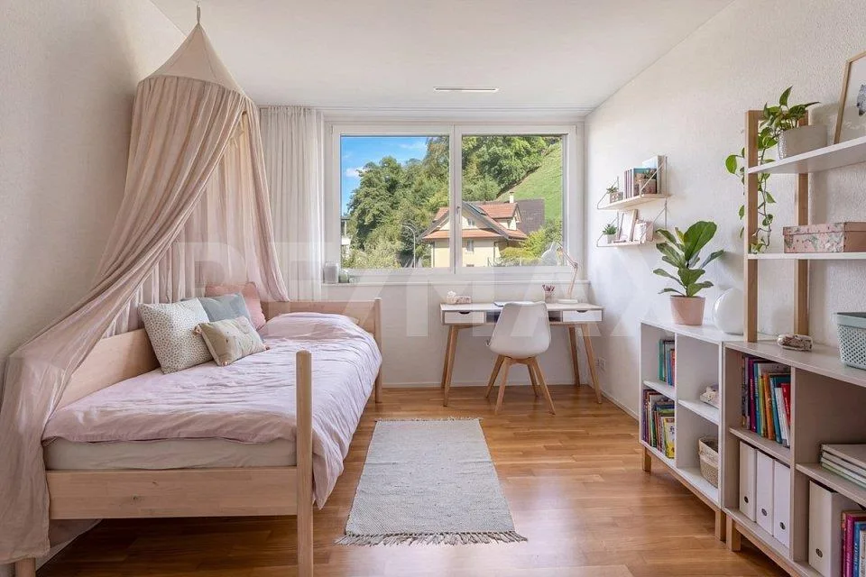 Grosszügiger Wohnkomfort moderne 5½ -Zimmer-Familienwohnung im Grünen – Foto 5 von 13
