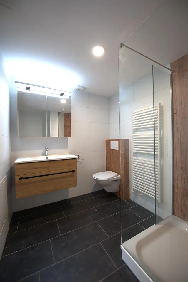 Frisch renovierte Wohnung mit Charme – Foto 3 von 14