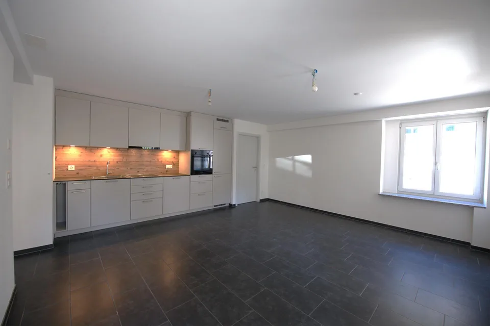 Frisch renovierte Wohnung mit Charme – Foto 2 von 14
