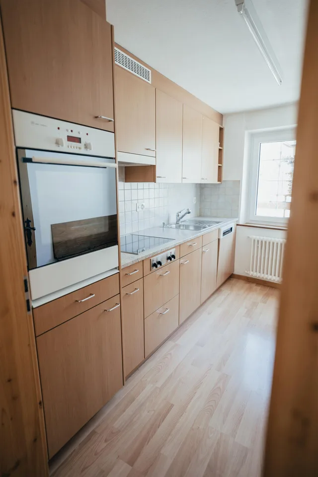 Zu vermieten 5-Zimmerwohnung in S-chanf per sofort oder Vereinbarung – Foto 7 von 9