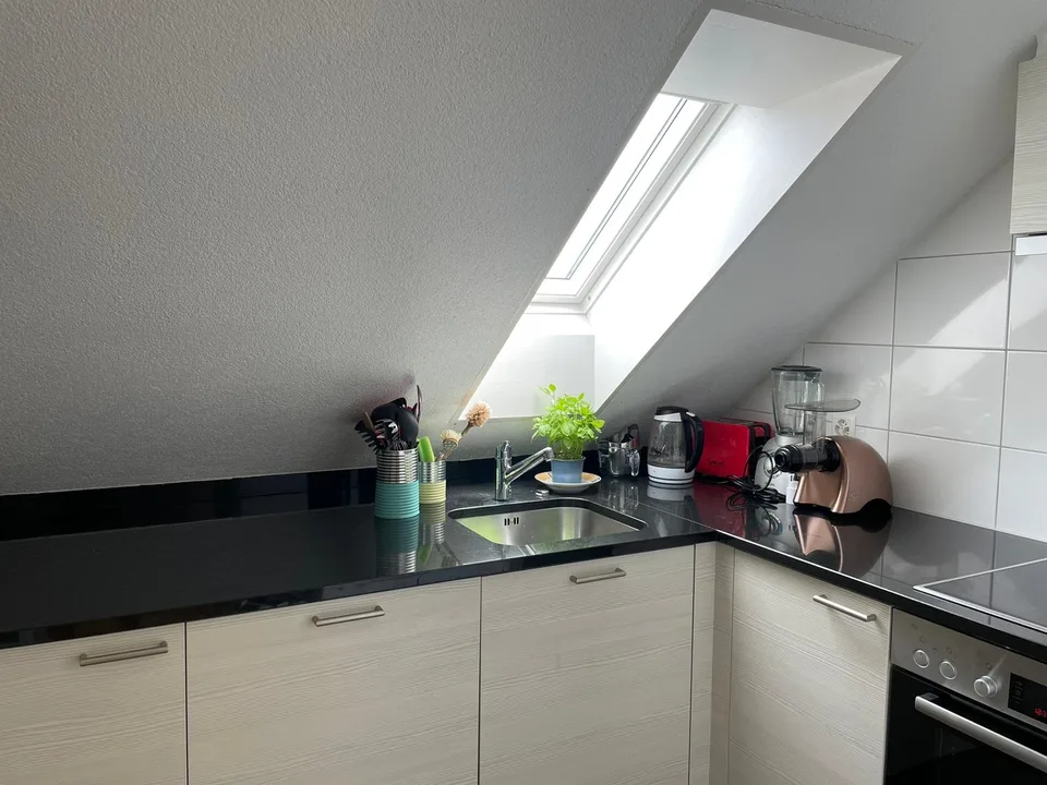 Gemütliche 2 1/2 ZW Dachloft – Foto 7 von 12