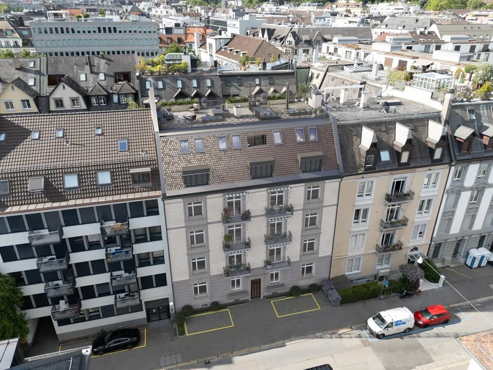 Erstvermietung: Grosszügige Attikawohnung mit fantastischer Dachter... – photo 3 sur 6