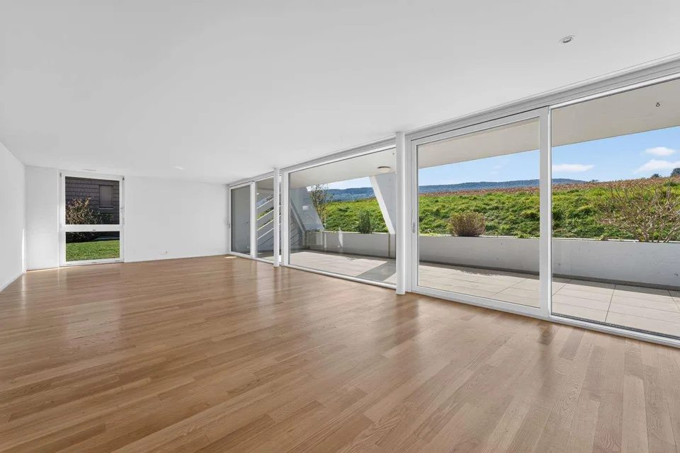 Appartement spacieux et lumineux de 5,5 pièces avec grande terrasse – photo 3 sur 26