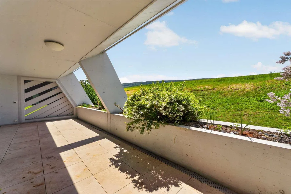 Appartement spacieux et lumineux de 5,5 pièces avec grande terrasse – photo 9 sur 26