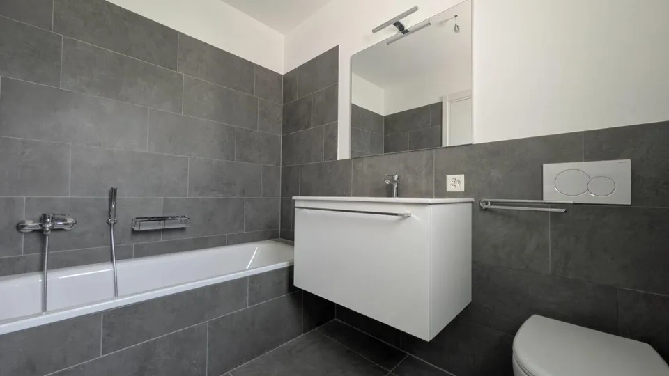 Ampio, design moderno e nuovo! – Foto 13 von 16