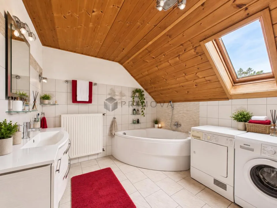 Atmosfera di vita unica! Maisonette con galleria e camino – foto 10 di 14