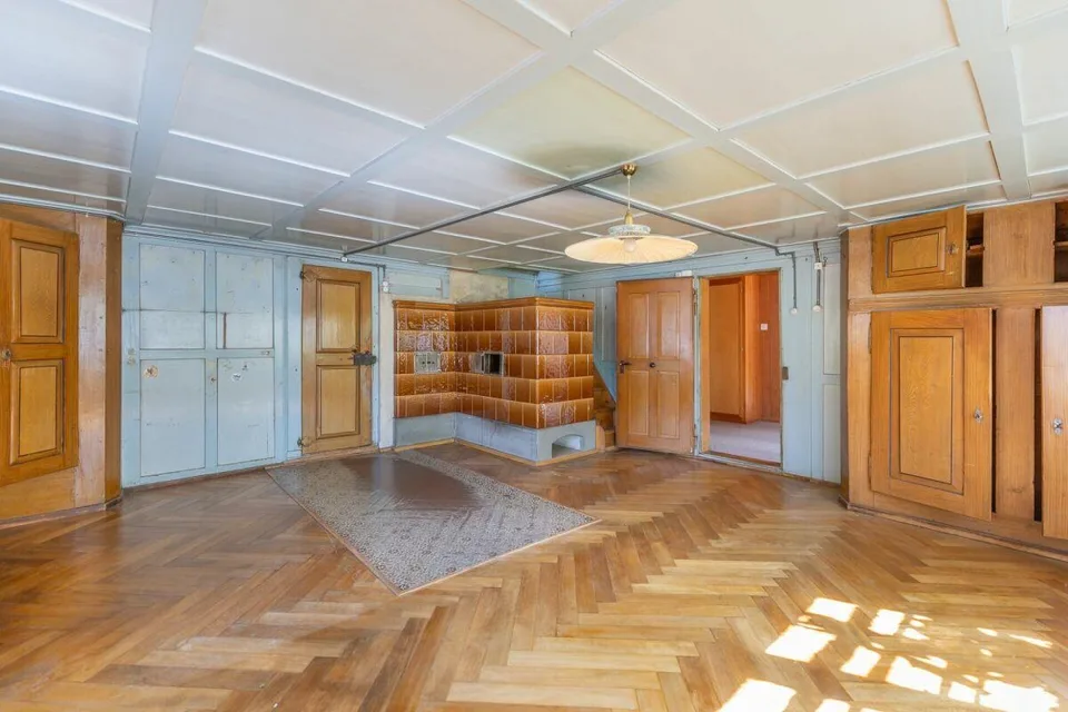 Doppelhaus mit Entwicklungspotenzial – Foto 2 von 12