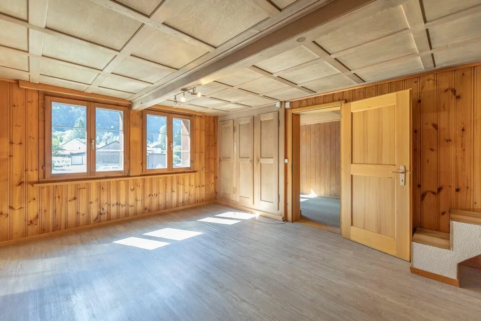 Doppelhaus mit Entwicklungspotenzial – Foto 5 von 12