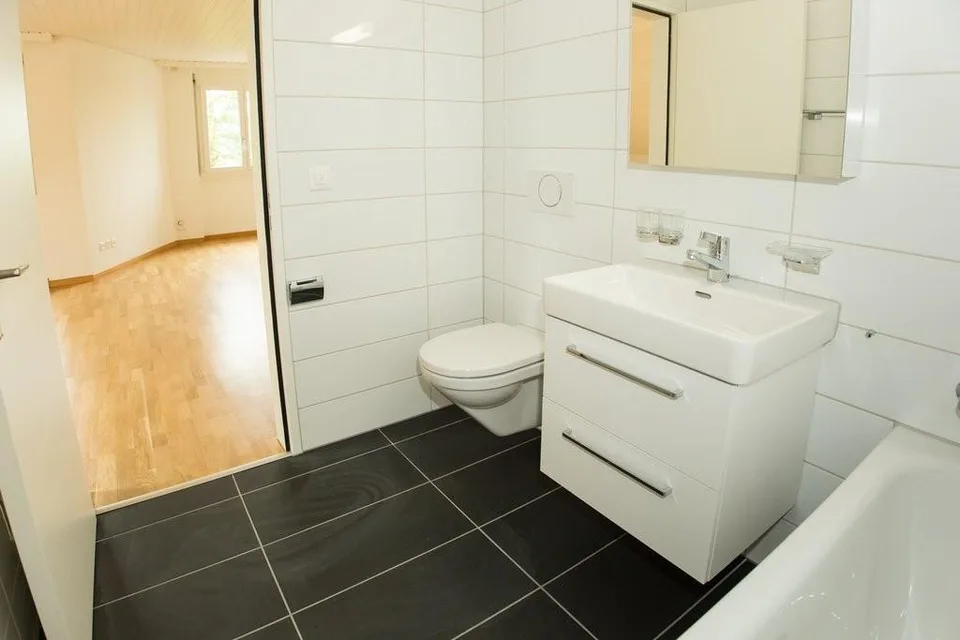 Helle Wohnung mit Balkon an zentraler Lage in Herzogenbuchsee – Foto 4 von 11