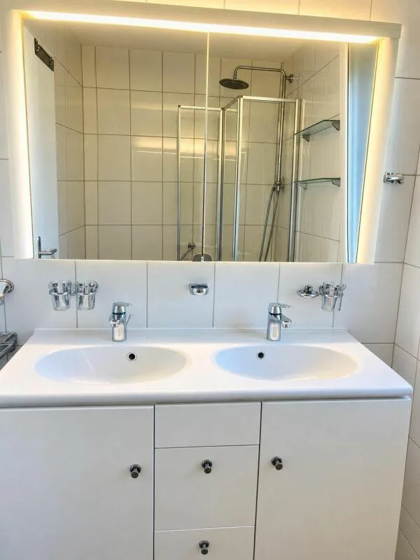 3.5-Zimmerwohnung mit verglasten Balkon – photo 8 sur 10