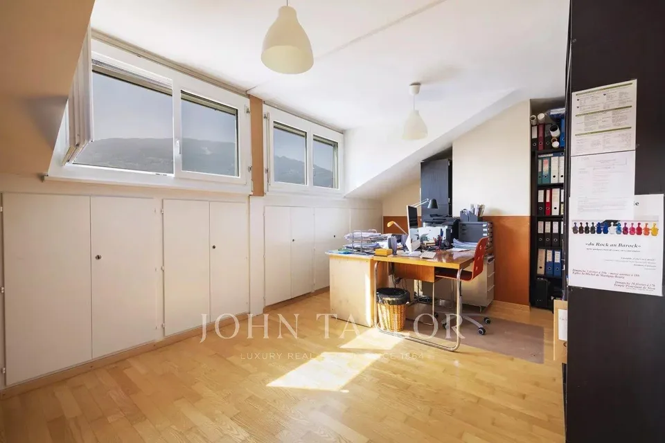 Außergewöhnliches Duplex mit Blick auf die Schlösser – Gravelone – Foto 8 von 20