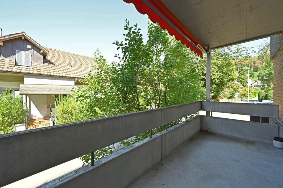 Appartement 2 pièces rénové au haut rez-de-chaussée avec balcon – photo 4 sur 7