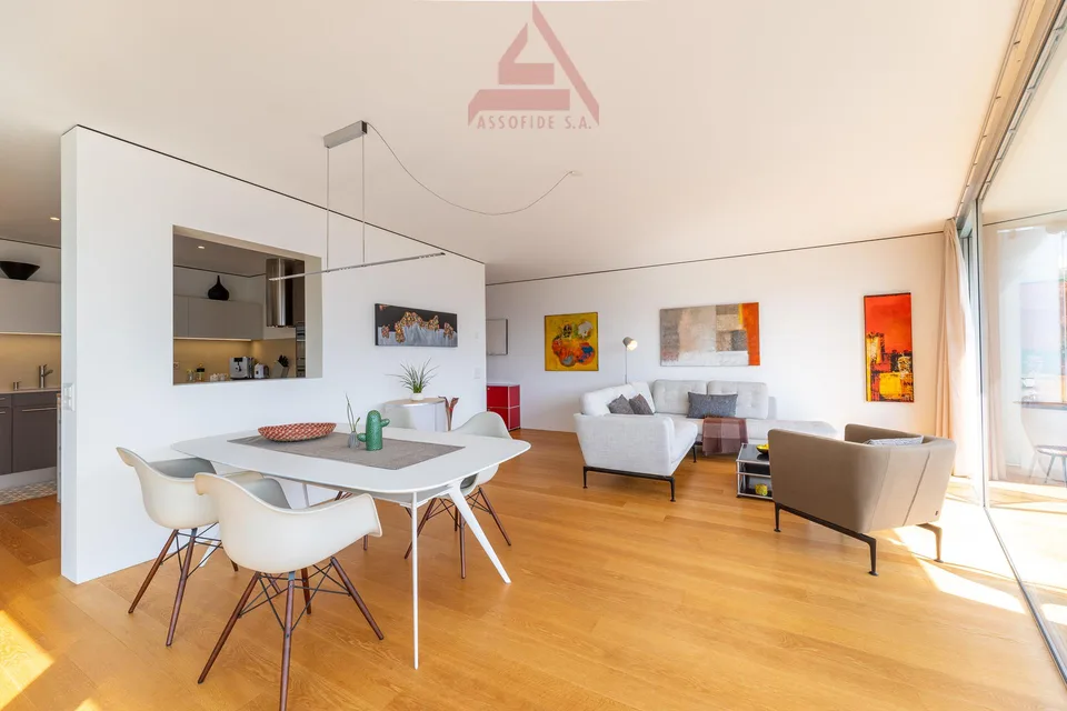 Moderne und helle Wohnung in Muralto/App. moderno e luminoso a Muralto – foto 2 di 10
