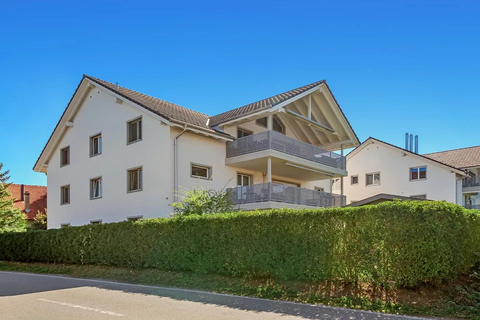Viel Raum zum Leben – exklusive 5½-Zimmer-Gartenwohnung in Fruthwilen – foto 2 di 21