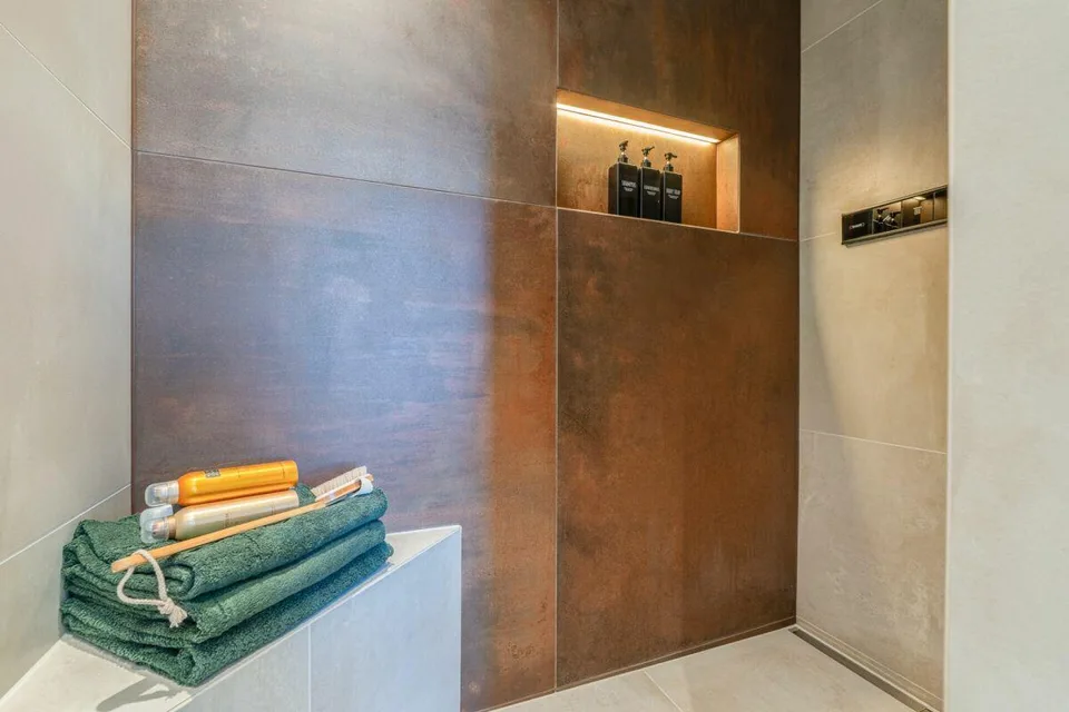 Modern, hell und unverbaubare Weitsicht – Foto 9 von 13