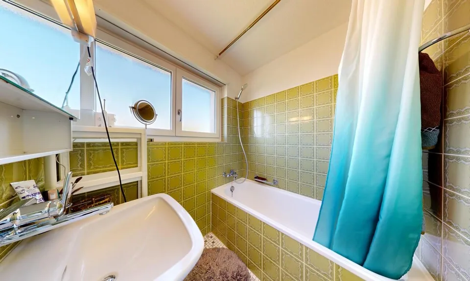 Sonnige 3.5-Zimmer-Wohnung mit Südbalkon in ruhiger Lage – Foto 9 von 11