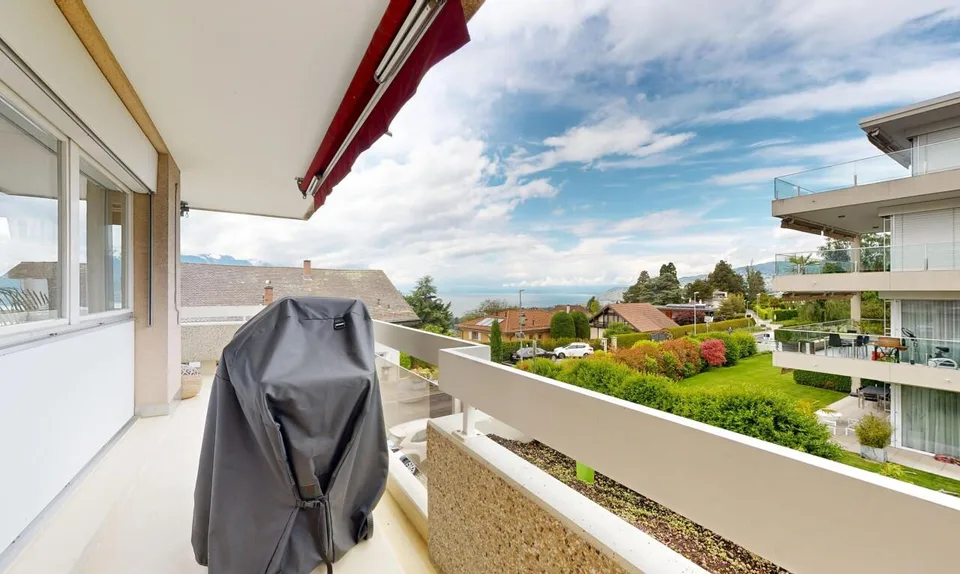 Apartment with panoramic lake view – Rental investment – photo 7 of 11