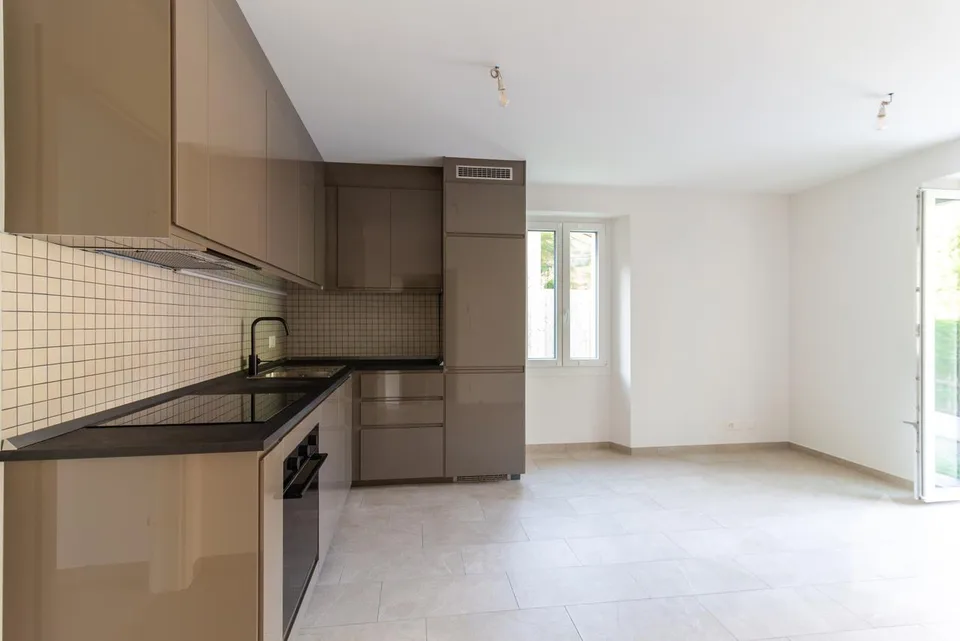 Appartamento affascinante 3.5 stanze ristrutturato con giardino e terrazza – foto 9 di 34