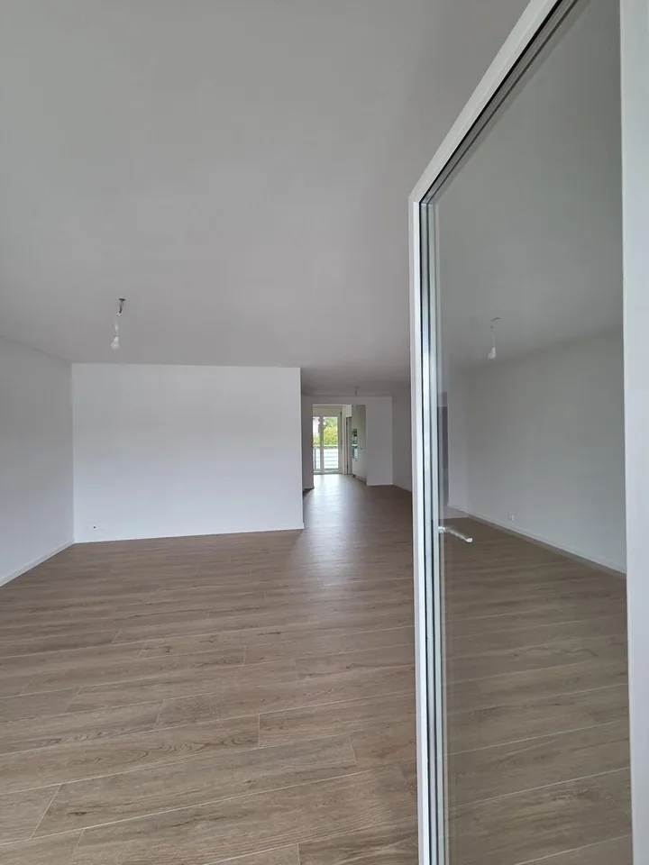 Moderne Familienwohnung mit hochwertigem Neuausbau – photo 3 sur 19