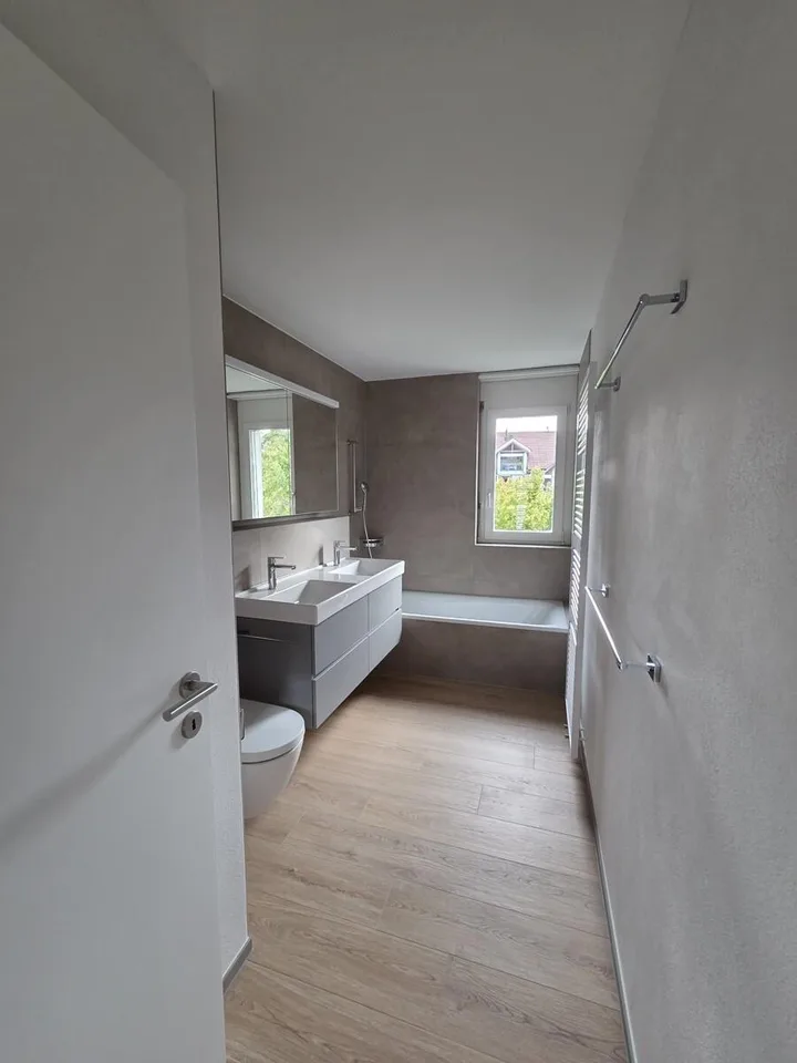 Moderne Familienwohnung mit hochwertigem Neuausbau – photo 12 sur 19