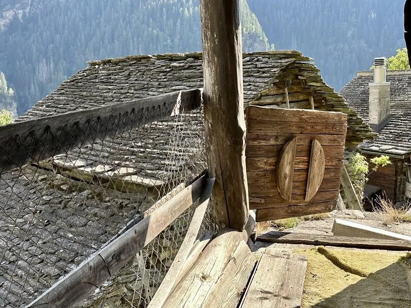 3-Zimmer-Bergrustico zum Ausbauen, sehr ruhige, sonnige Aussichtsla... – Foto 5 von 18