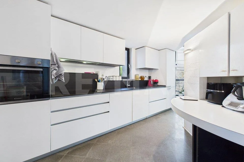Proprietà unica immersa nel verde ad Arogno – Casa bifamiliare con ... – photo 6 sur 13