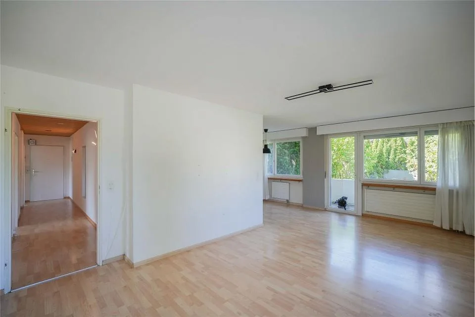 L'Opportunità! Appartamento di giardino 4,5 locali con locali annessi – foto 2 di 13