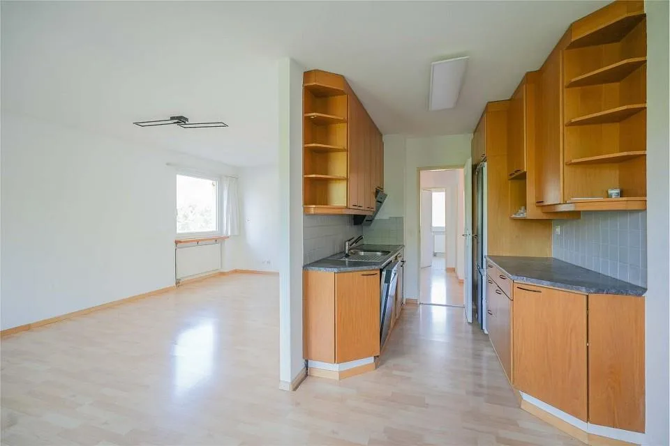L'Opportunità! Appartamento di giardino 4,5 locali con locali annessi – foto 3 di 13